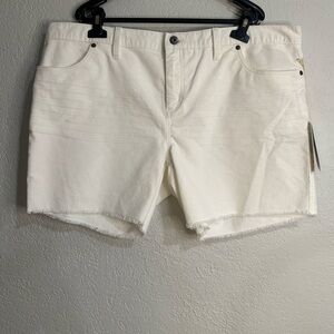 Carve Designs Shorts White Corduroy Cutoff Size 16